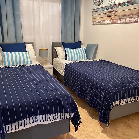 アパート 079 Nabila